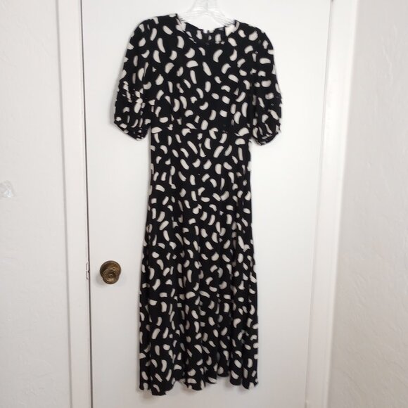 Uniqlo:C Black & White Balloon Sleeve Dress - Picture 1 of 13